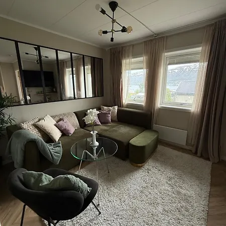 Leilighet Scenic Apartment, Free Parking & Near Center Tromsø