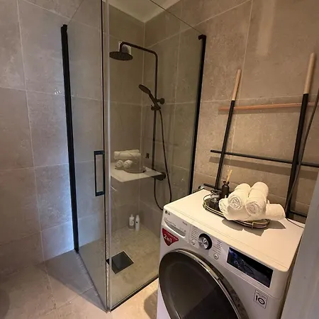 Aurora Apartment, Free Parking & Near Center Апартаменты Тромсё